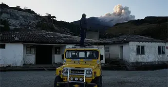 No le tememos al volc&aacute;n: ind&iacute;genas