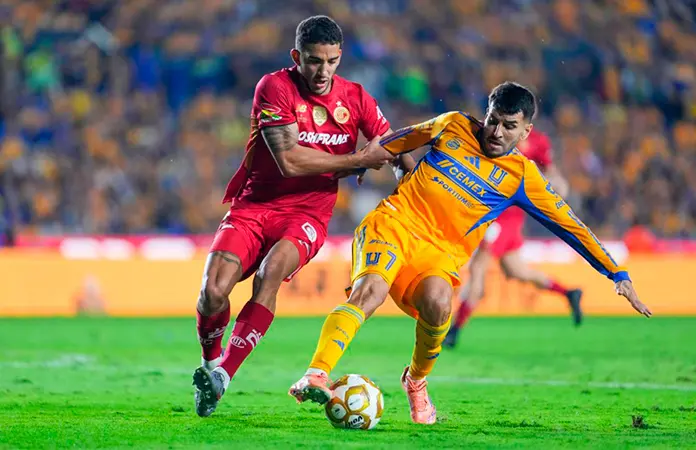 Toluca, a remontar para bicampeonato