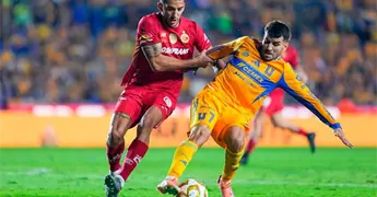 Toluca, a remontar para bicampeonato