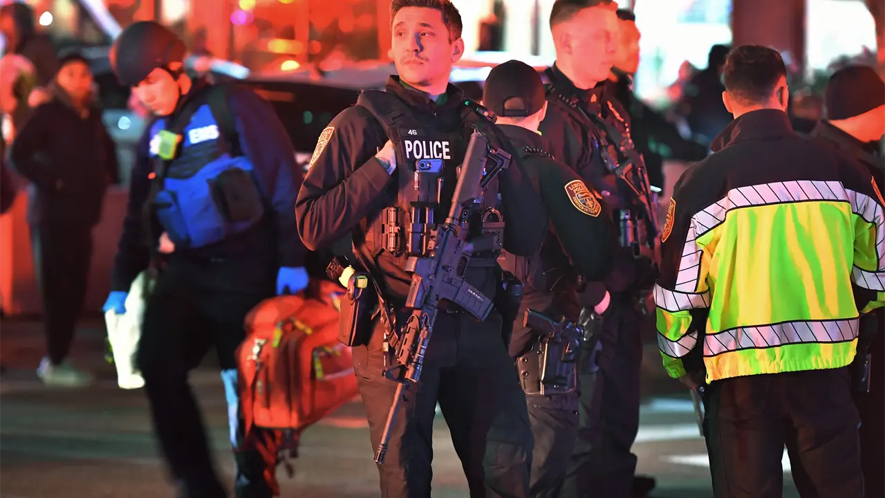 Al menos 2 muertos y 8 heridos en tiroteo en el campus de la Universidad Brown en Rhode Island