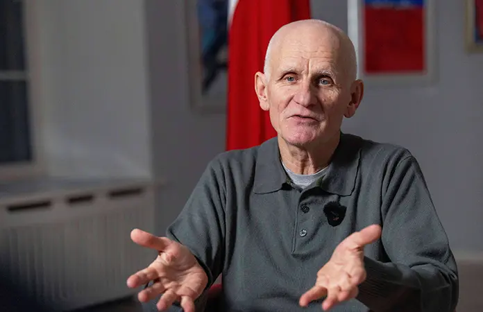 Bialiatski relata su calvario en prisión