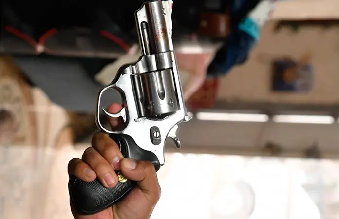 En áreas rurales aún hay disparos al aire