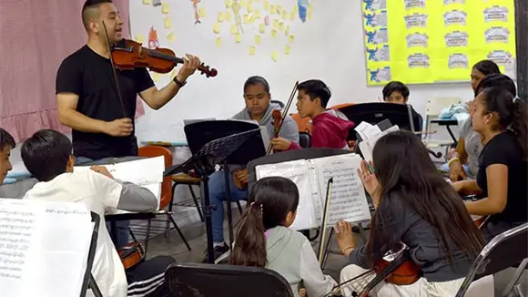 FUNDACIÓN MÚSICA PARA LA VIDA A.C. (MUVI) 