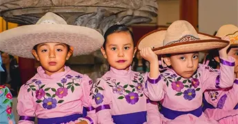 Muestra pict&oacute;rica por aniversario de escaramuza charra