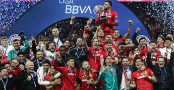 Toluca bicampe&oacute;n gracias a Helinho en la final del Apertura 2025