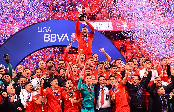 Trepidante título logra el Toluca