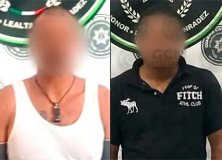 Vándalos son detectados con machete y cuchillo Vándalos son detectados con machete y cuchillo