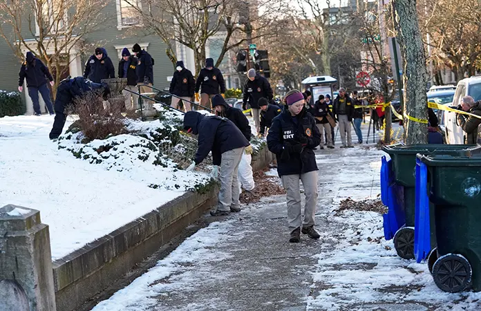 Buscan a tirador de Universidad en EU