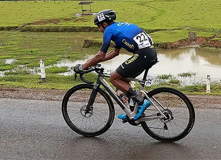 Efrén Santos es tercero general Efrén Santos es tercero general