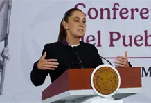 Sheinbaum reprueba espectáculo en Congreso CDMX Sheinbaum reprueba espectáculo en Congreso CDMX