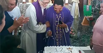Celebr&oacute; su 12 aniversario sacerdotal el padre Ciro 