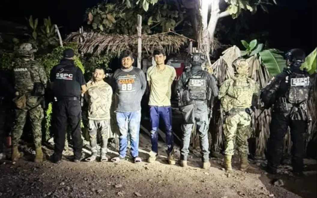 Detienen a tres extorsionadores de limoneros en Apatzingán