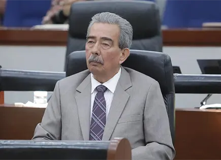 Diputado llama a reforzar vigilancia en escuelas durante vacaciones Diputado llama a reforzar vigilancia en escuelas durante vacaciones