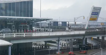 Tiroteo en Aeropuerto Kennedy: Agente de Aduanas Dispara en Confrontaci&oacute;n