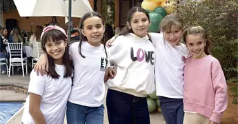 MACARENA &iexcl;ENORME!