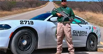 Otro polic&iacute;a culmina con &eacute;xito etapa en la CGE