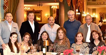 CONVIVEN SOCIOS DE LA LONJA