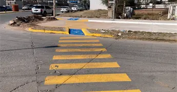 Admite alcalde deficiencias en cruces peatonales; anuncia inversi&oacute;n