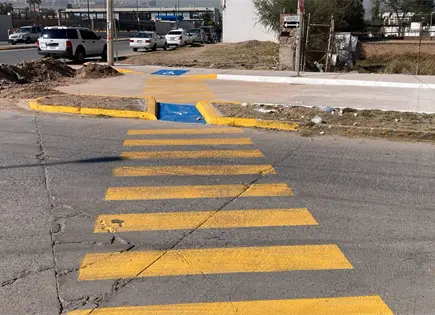 Admite alcalde deficiencias en cruces peatonales; anuncia inversión Admite alcalde deficiencias en cruces peatonales; anuncia inversión