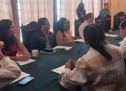 En lo oscurito, avanza el aval a Ley Gobernadora en cabildos En lo oscurito, avanza el aval a Ley Gobernadora en cabildos