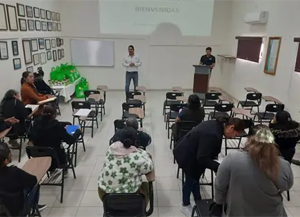 Ofrece JS curso a auxiliares de salud