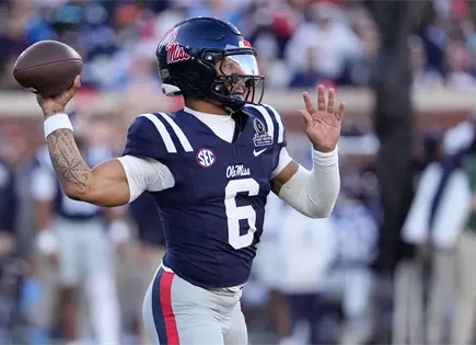 Ole Miss aplasta a Tulane en el playoff de fútbol americano colegial Ole Miss aplasta a Tulane en el playoff de fútbol americano colegial