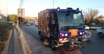 Refuerzan barrido mec&aacute;nico en vialidades del poniente de la capital