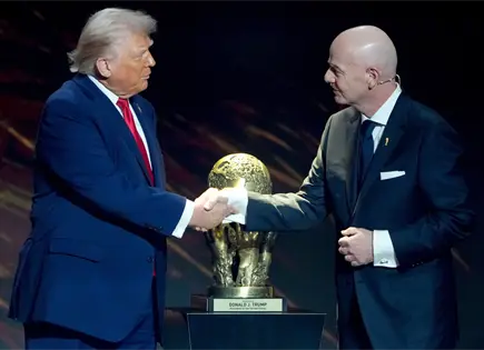 Trump recibe premio de paz de la FIFA en 2025
