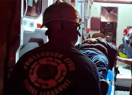 Chocan motociclistas, dos personas lesionadas