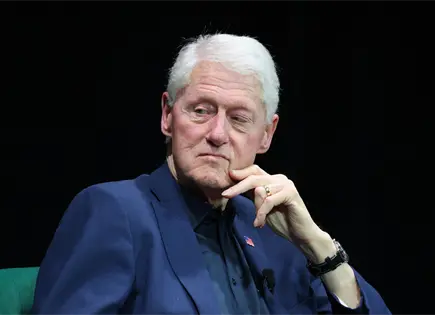 Clinton exige divulgar todo el expediente Epstein