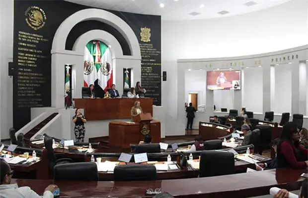 CNDH impugn&oacute; reforma penal sobre uso de IA