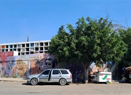 Extorsionadores obligan a joven a ocultarse cuatro d&iacute;as en una tumba en Le&oacute;n