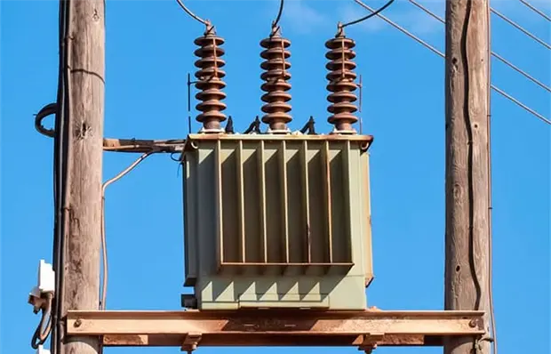 Negocios del Centro se quedan  sin electricidad