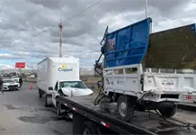 Chofer de Coppel provoca percance con un lesionado