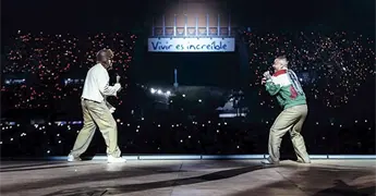 COMPARTE ESCENARIO CON J BALVIN