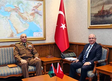 Accidente a&eacute;reo en Ankara: Fallece l&iacute;der militar de Libia