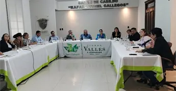 Aprueban en Cabildo 11 mdp para sus salarios