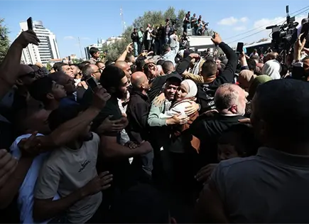 Liberar&aacute;n hut&iacute;es a 2,900 prisioneros