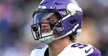 QB J.J. McCarthy presenta fractura