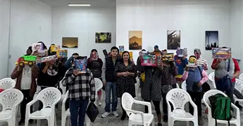 Reparten juguetes a los ni&ntilde;os vulnerables