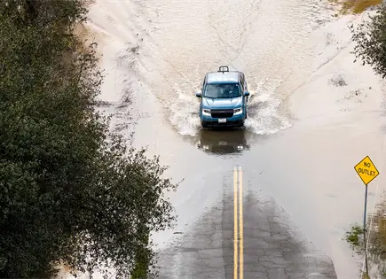 Tormentas invernales amenazan California con lluvias y nieve