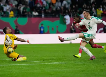 Zinedine Zidane presencia la victoria de Argelia 3-0 sobre Sud&aacute;n en Copa Africana