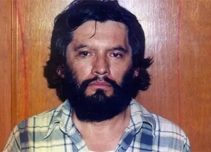 Jueza absuelve por plagio al "Mochaorejas"