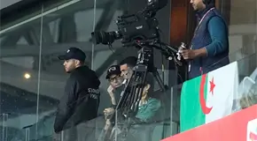 Orgulloso padre Zidane presencia la victoria de Argelia sobre Sud&aacute;n