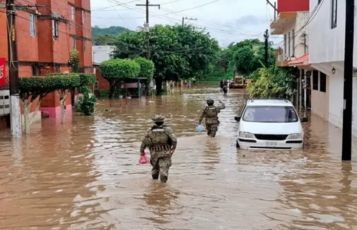 Lluvias causan caos en Veracruz