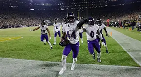 Ravens arrasan con los Packers