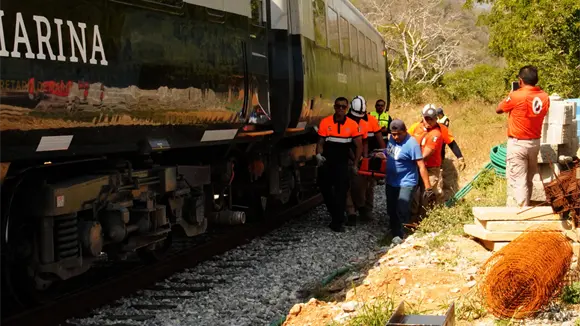 Actualizaci&oacute;n: 13 muertos por descarrilamiento del Tren Trans&iacute;stmico