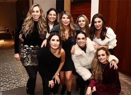 COMPARTEN AN&Eacute;CDOTAS