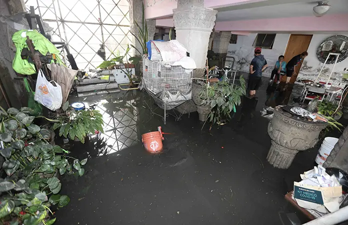 Damnificados por lluvias en Iztapalapa, sin ayuda