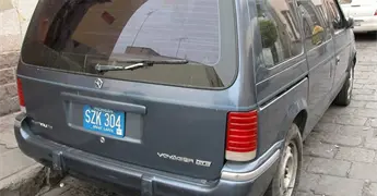 M&aacute;s de 120 mil autos chocolate pagar&aacute;n placas